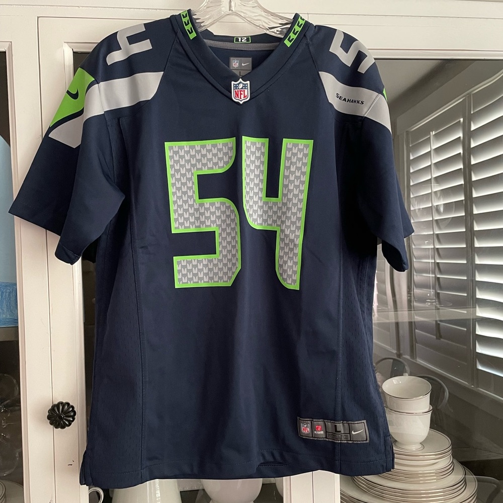 Nike Youth Seattle Seahawks Wagner NFL jersey. size large.